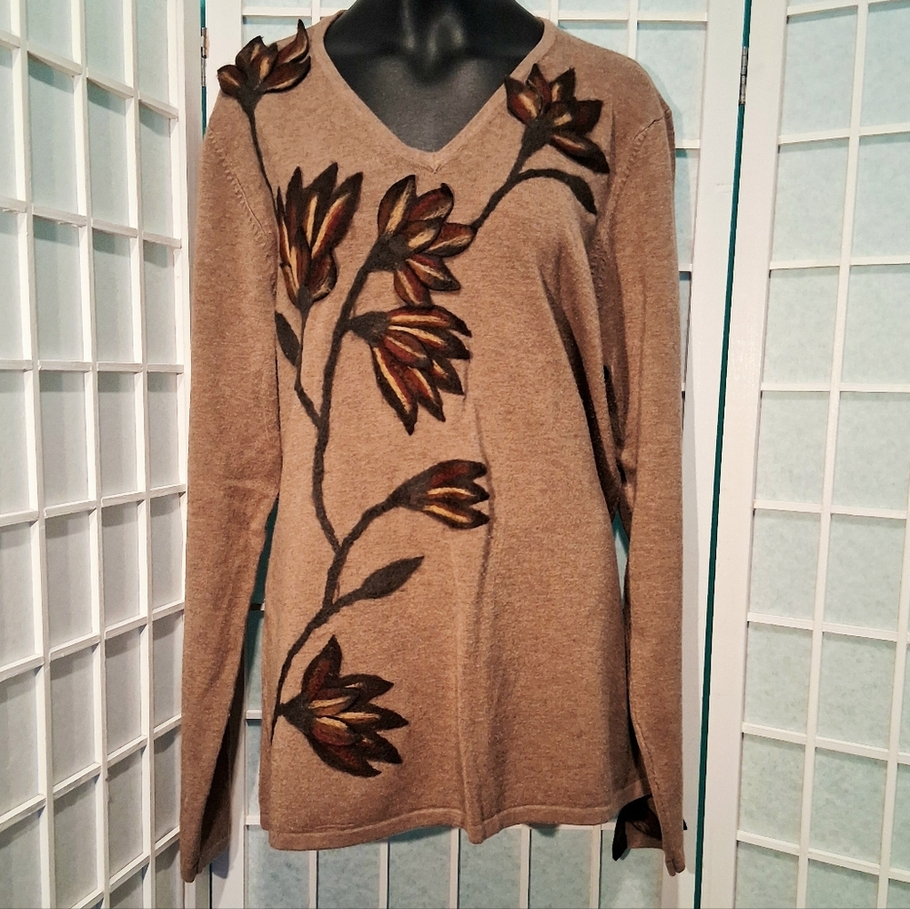 Embroidered Floral Long Sleeve Top in Tan 6069E